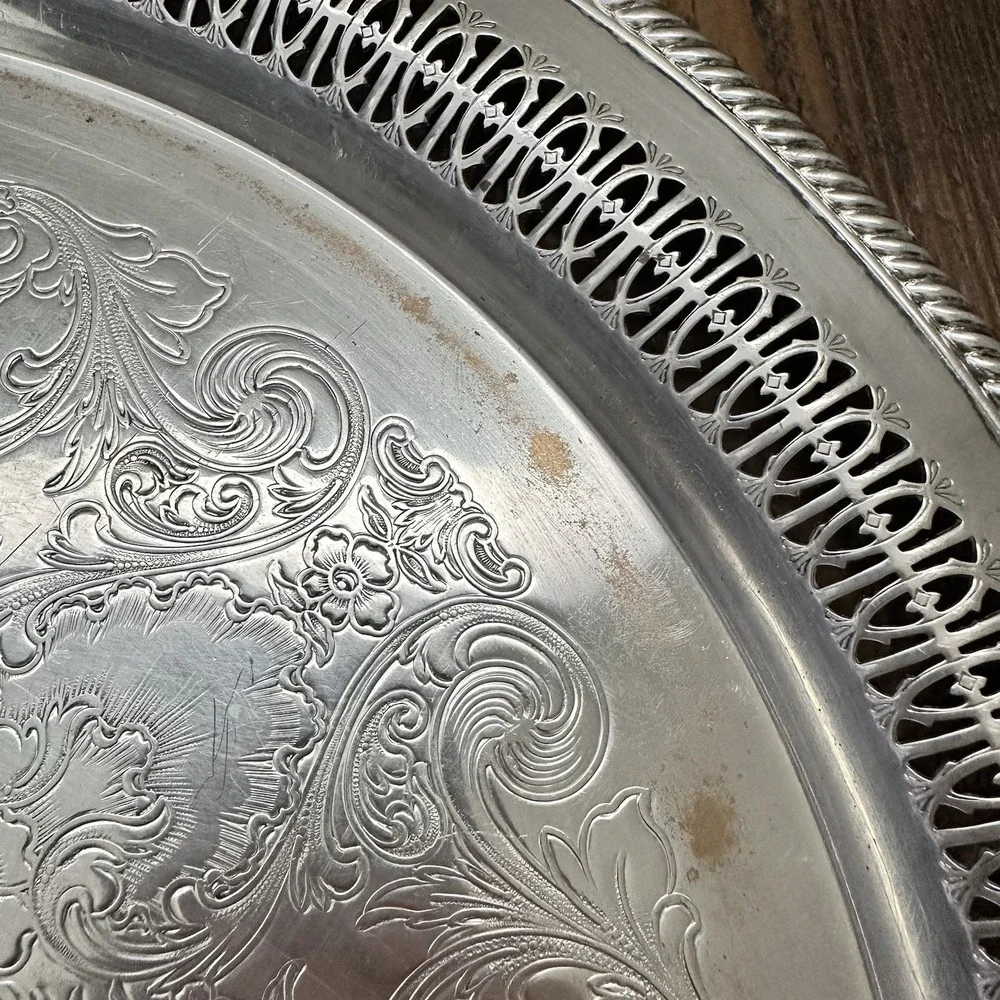 Wm Rogers Serving Tray Round 15in Silverplate Silver Etched Floral‎ Pierced